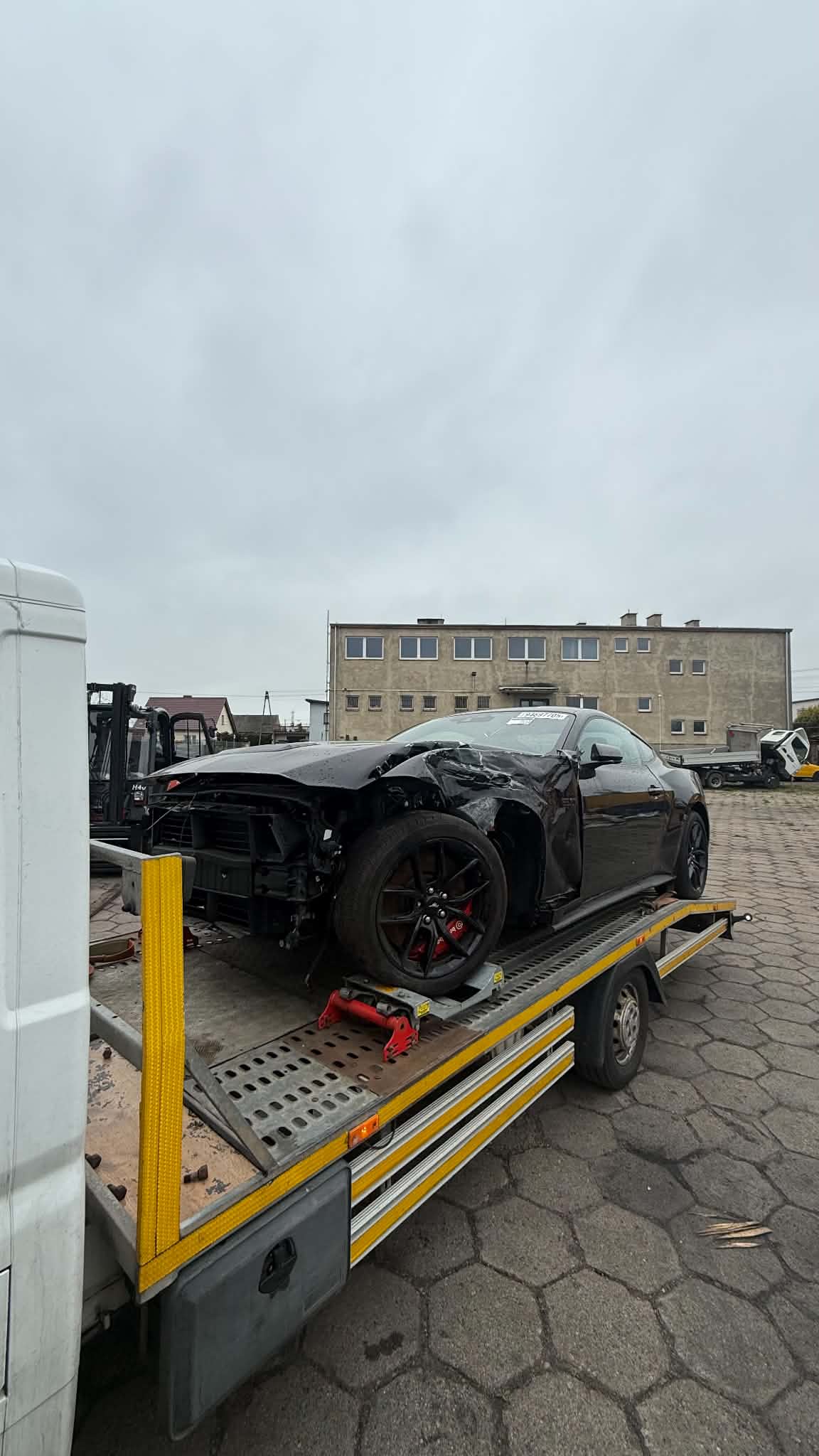 Ford Mustang GT 2025 po příjezdu z USA do Nizozemska