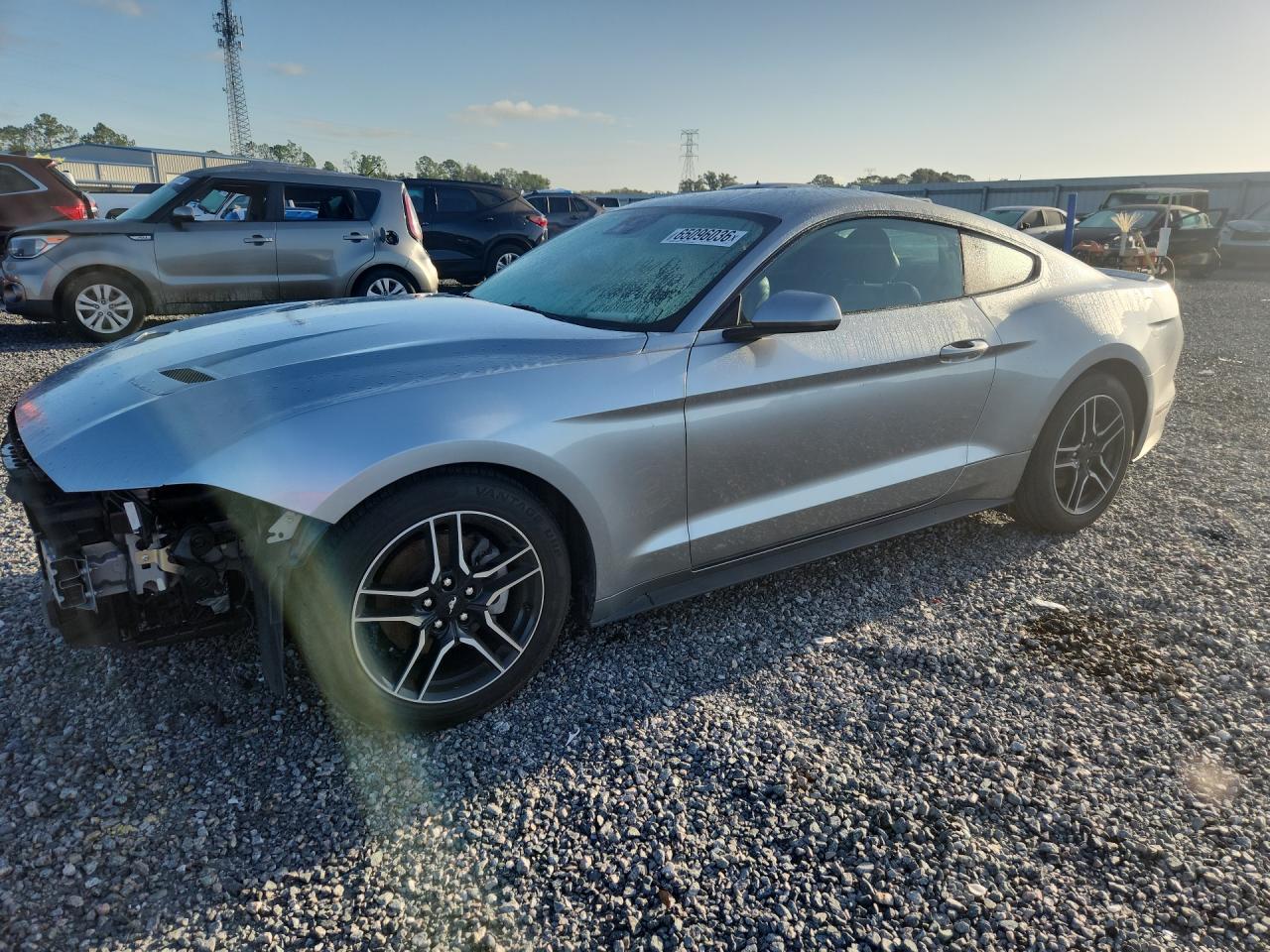 Ford Mustang EcoBoost 2023 z americké aukce